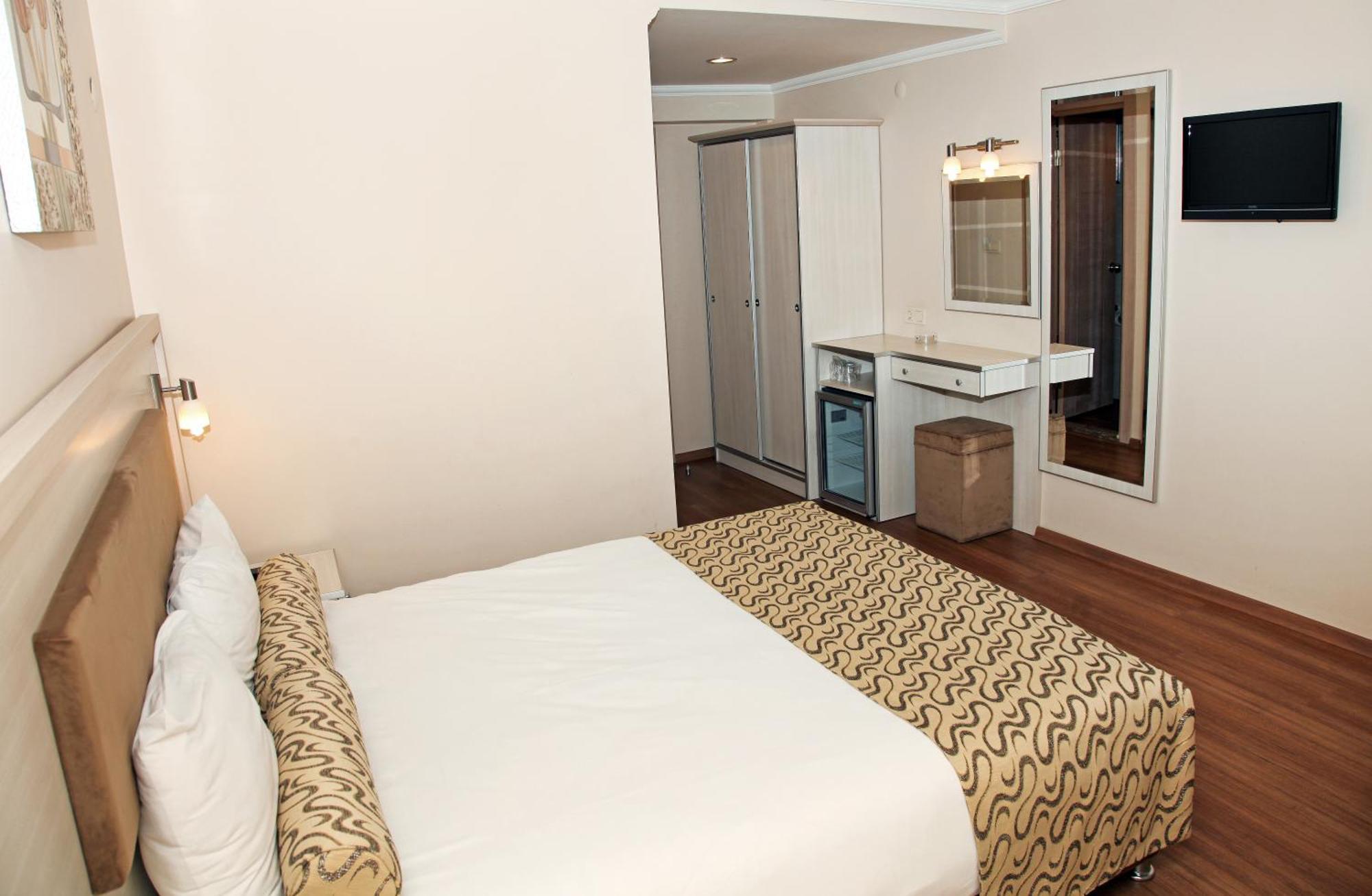 Grand Zeybek Hotel İzmir Luaran gambar