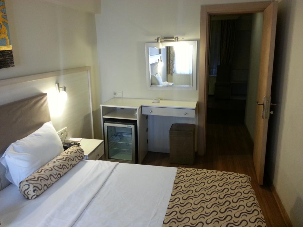 Grand Zeybek Hotel İzmir Luaran gambar