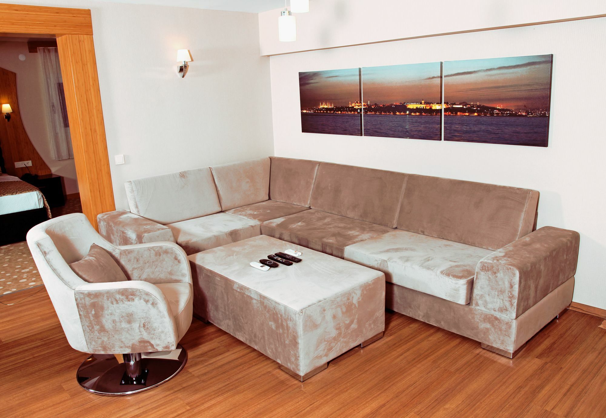 Grand Zeybek Hotel İzmir Luaran gambar
